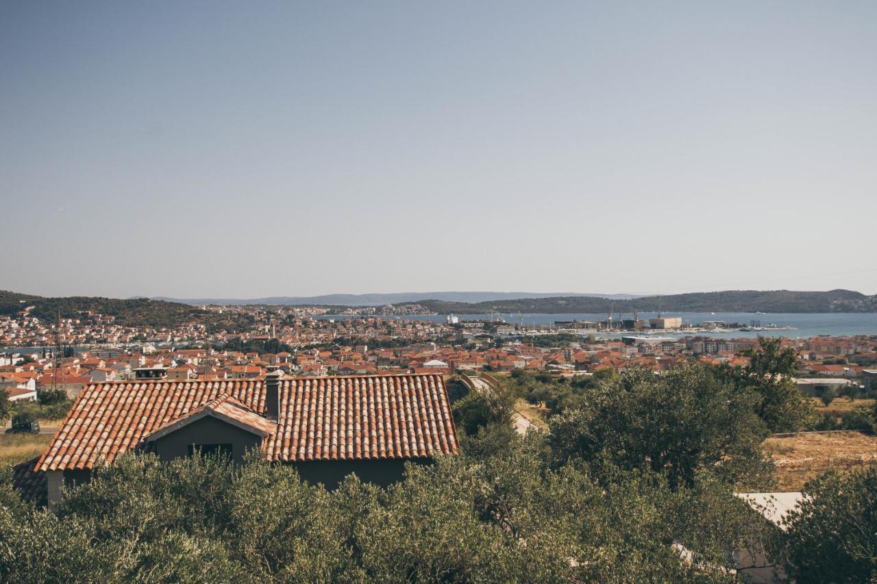 Apartment Andrea Trogir Exterior photo
