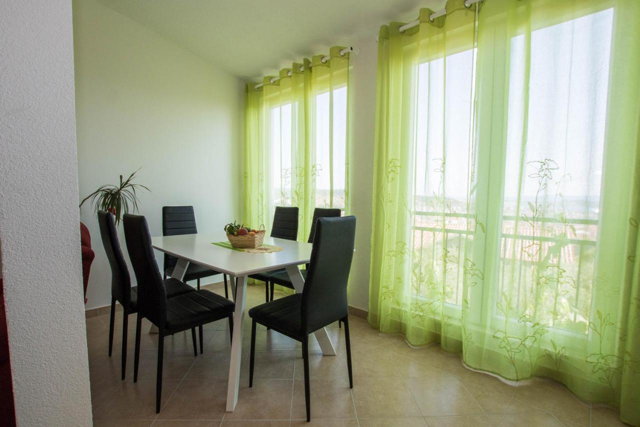 Apartment Andrea Trogir Exterior photo