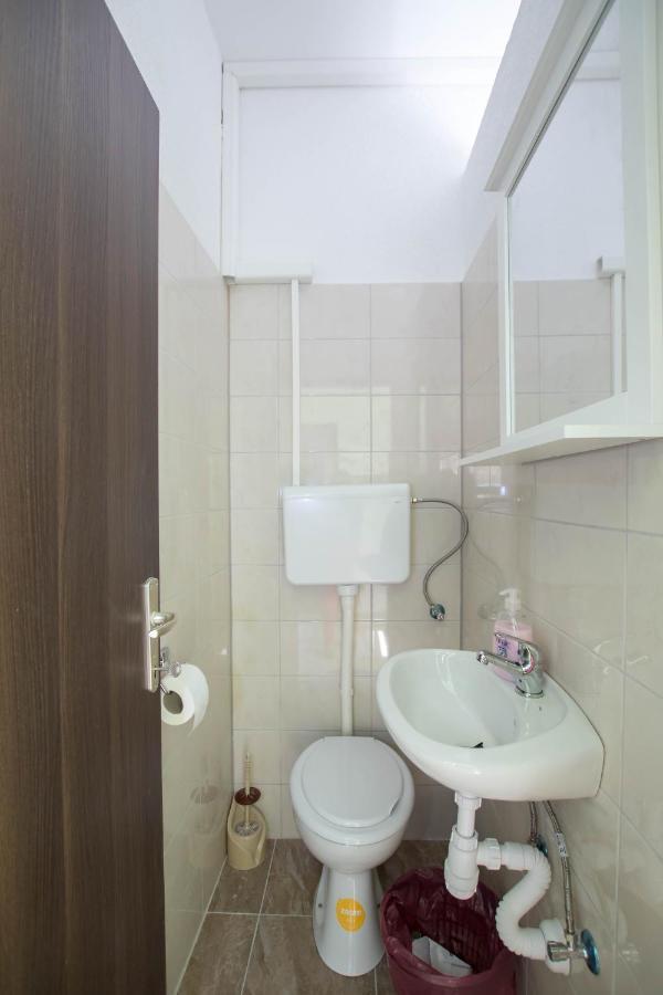 Apartment Andrea Trogir Exterior photo