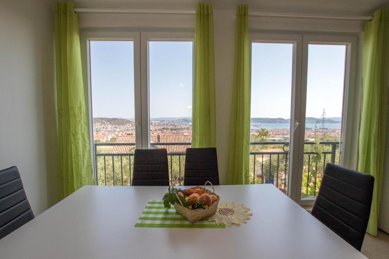Apartment Andrea Trogir Exterior photo