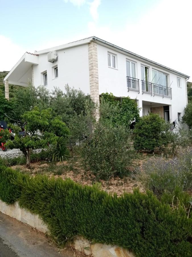 Apartment Andrea Trogir Exterior photo